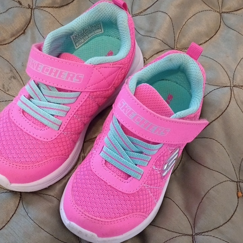 Skechers Pink and Blue Sneakers with Breathable Mesh